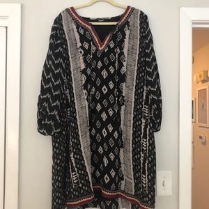 NWOT Tolani Plus Size tunic